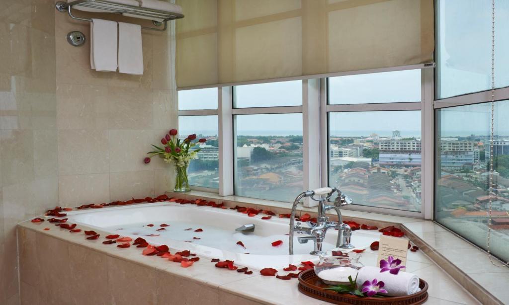 Lacrista Hotel 4*